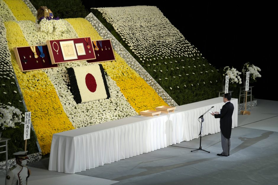Japonijoje vyksta nužudyto ekspremjero Sh. Abe laidotuvės