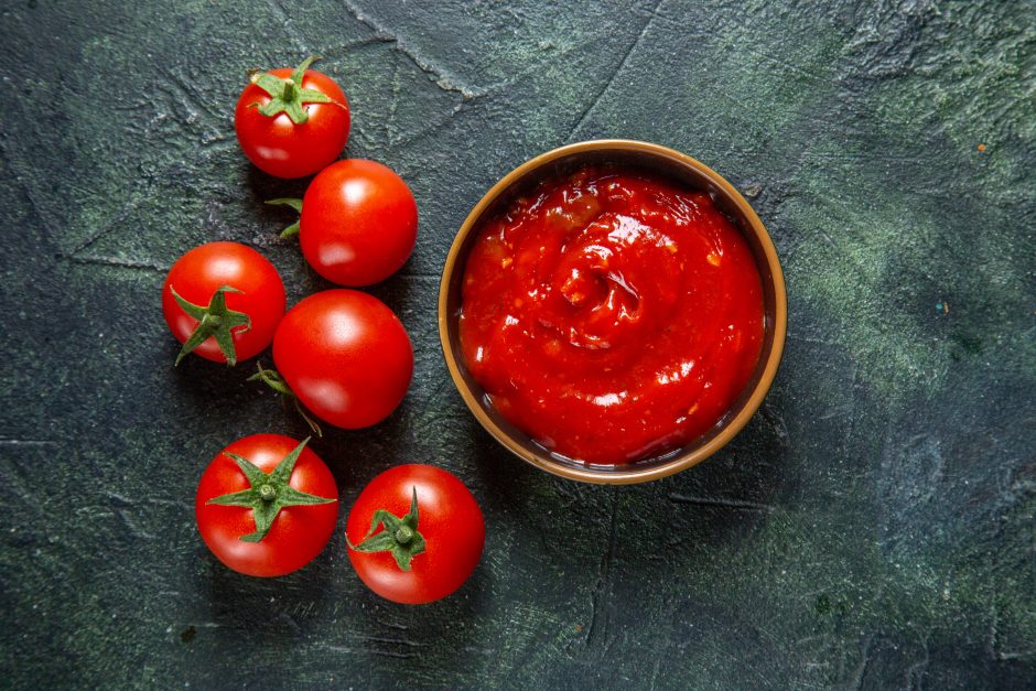 Vyšnių sirupas ir pomidorų padažas – kaip juos gaminat sutaupyti laiko ir pinigų? 