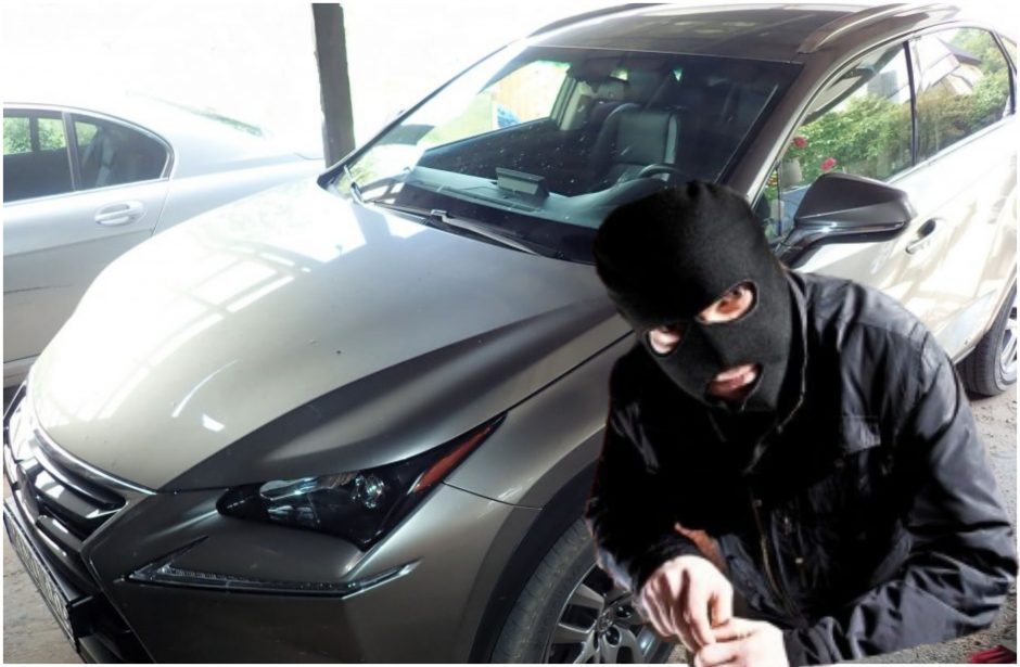Klaipėdoje siautėja ilgapirščiai: pavogė prabangaus „Lexus“ detalę