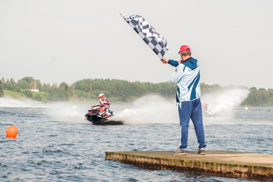 Nuleista 2021-ųjų vandens motociklų sporto sezono uždanga: Baltijos šalių taurė liko Lietuvoje