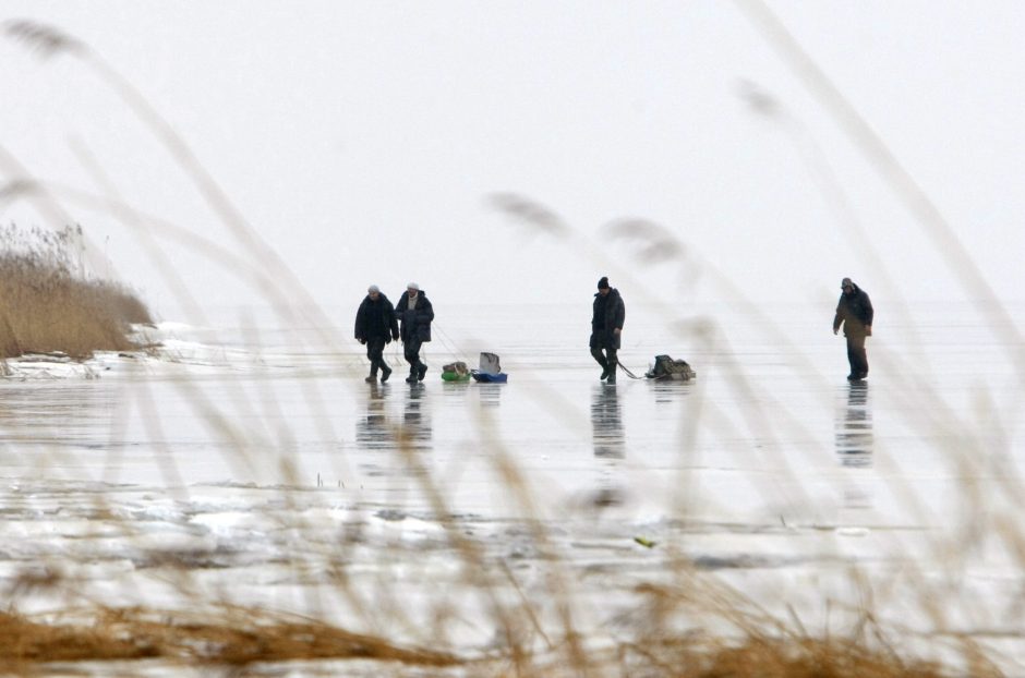 Žvejai pajūryje bandys pirmąjį ledą?