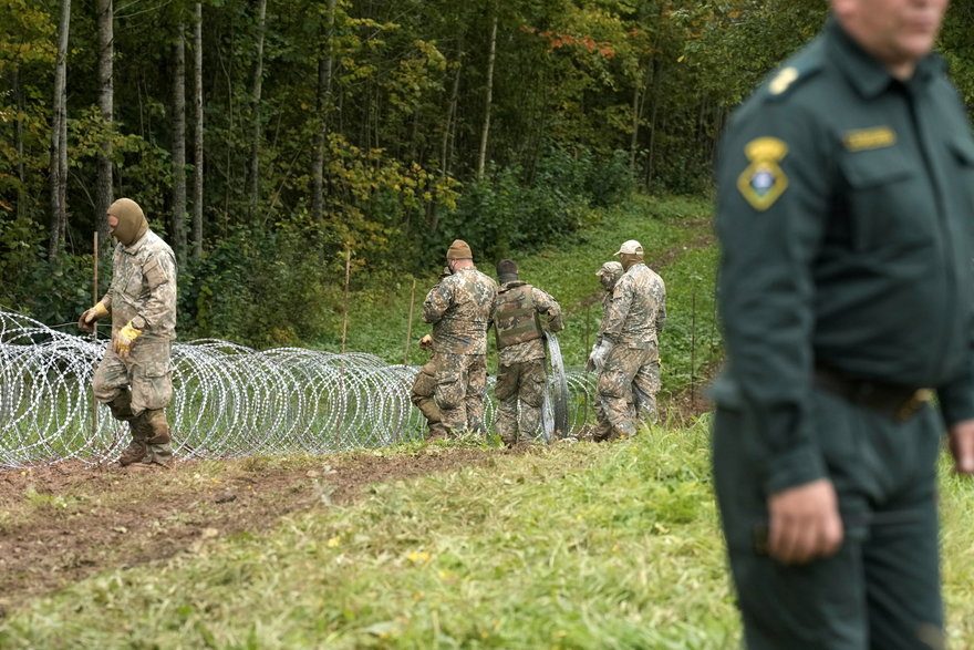Latvijos ir Baltarusijos sieną neteisėtai kirsti bandė 21 žmogus