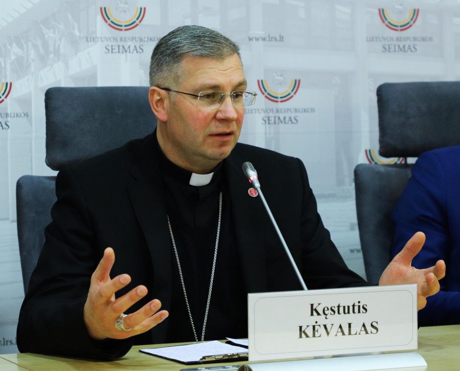 Vyskupas K. Kėvalas: yra trys dalykai, be kurių gerovės valstybės nesukursime