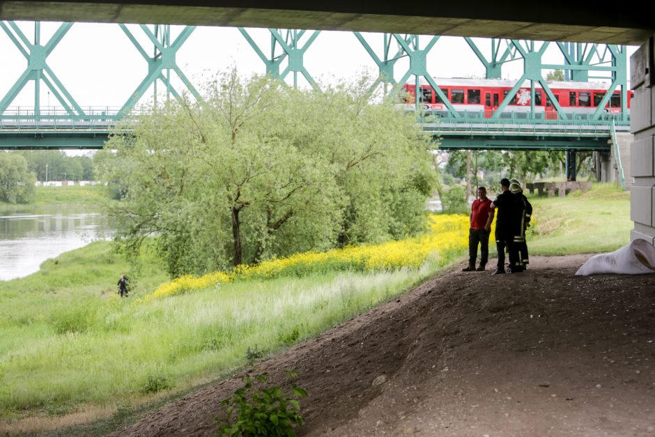 Aplinkosaugininkų akiratyje – Kaune teršiamas Nemunas: kreipėsi į Geologijos tarnybą