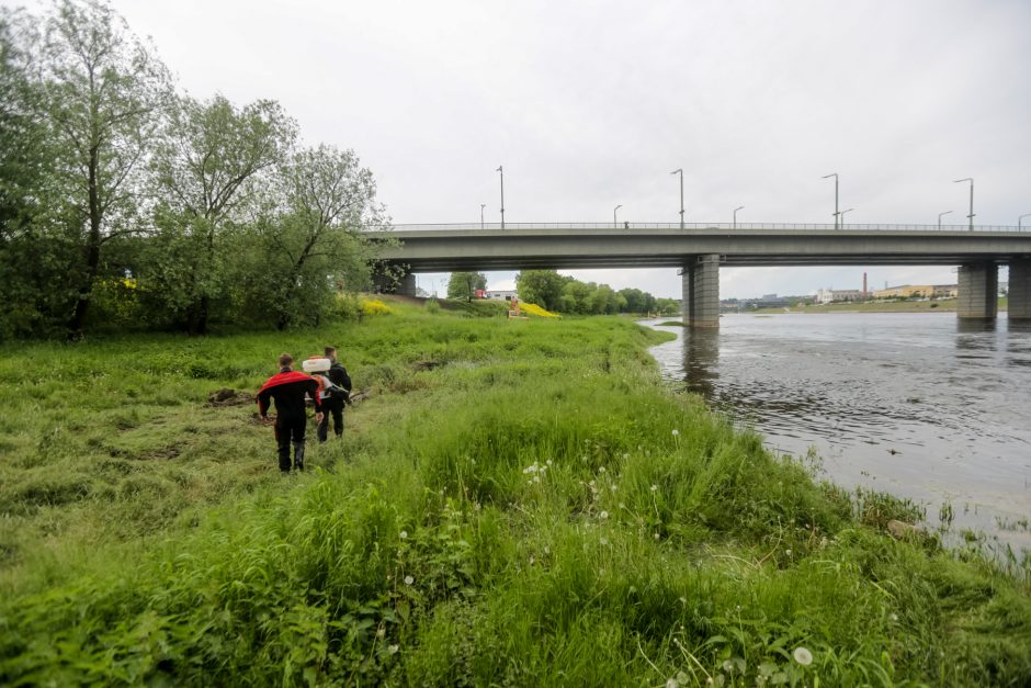 Aplinkosaugininkų akiratyje – Kaune teršiamas Nemunas: kreipėsi į Geologijos tarnybą