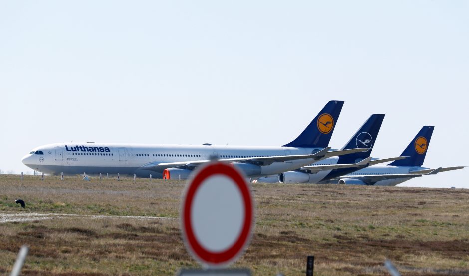 „Lufthansa“ dėl koronaviruso pandemijos per valandą netenka 1 mln. eurų