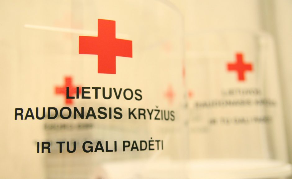 Lietuvos Raudonojo Kryžiaus pagalba migrantų krizei stabilizuoti jau siekia virš 500 tūkst. eurų