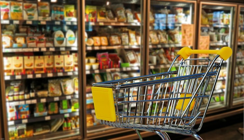 Seimo „darbiečiai“ siūlo lengvatinį PVM tarifą būtiniausiems maisto produktams