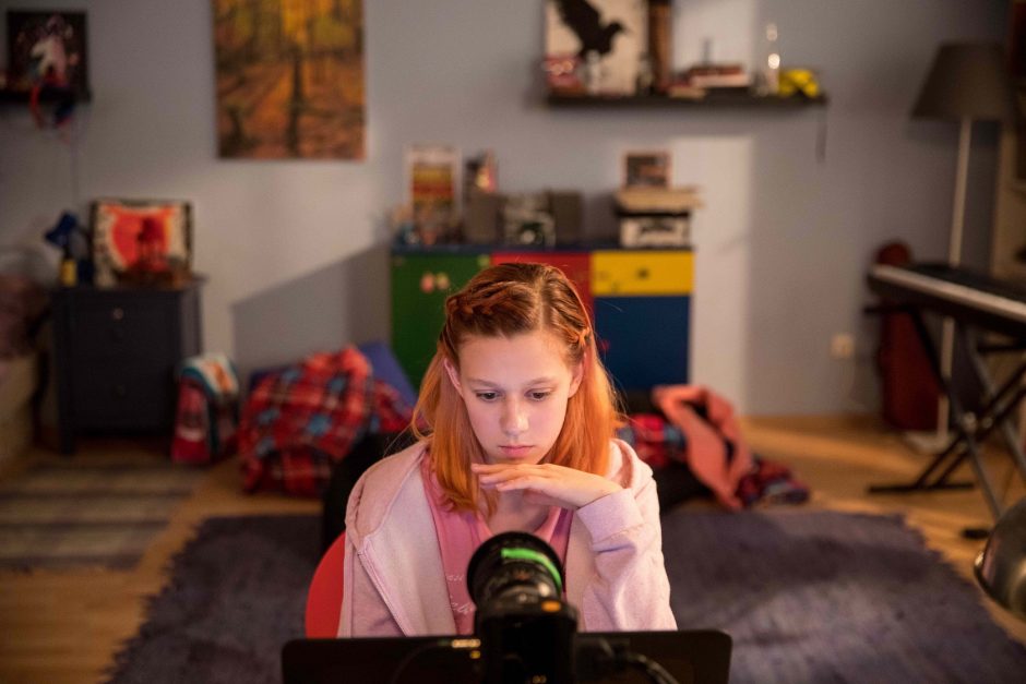Patarimai tėvams: kaip vaikus apsaugoti nuo seksualinių nusikaltimų internete?
