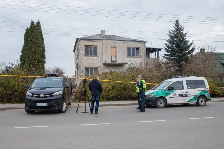 Iš Aleksoto atskriejo pranešimas: rastas vyro lavonas