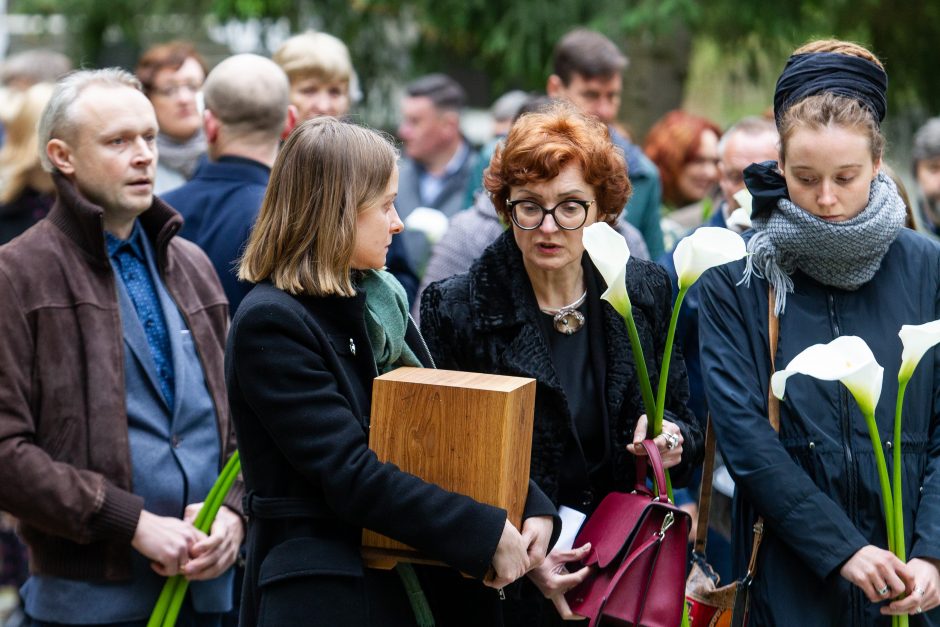 V. Šerėnas atgulė amžinojo poilsio