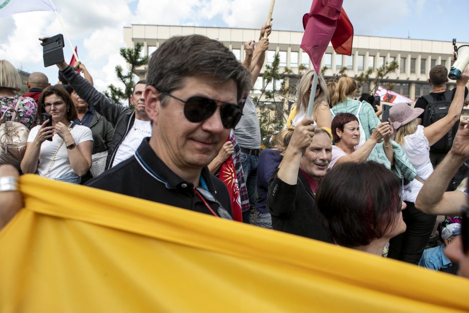 Protestas neapsiėjo be incidentų: sumuštas žmogus, sulaikyti du girti ir vienas su narkotikais