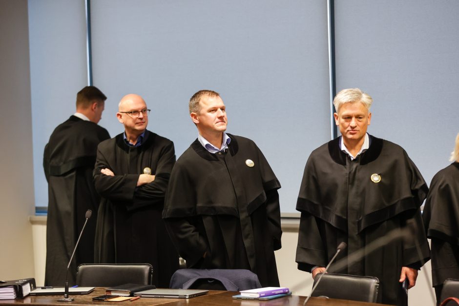 Teisėjų korupcijos bylos svarstymas Kauno apygardos teisme