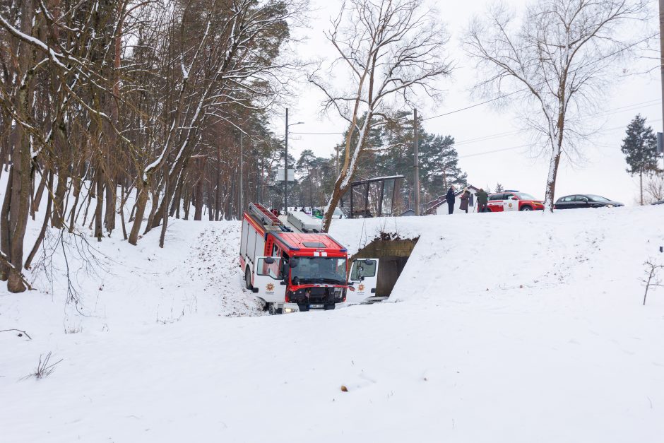 Liudininkė atskleidė daugiau detalių apie stiprią ugniagesių avariją Kaune: tikrai šokiruoja