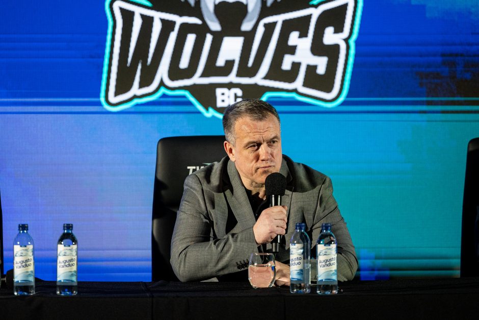 „Wolves“ spaudos konferencija