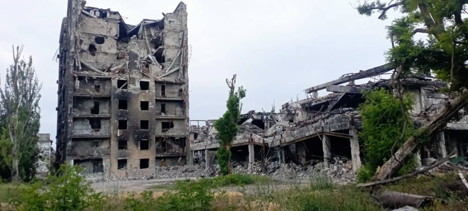 Ištrūkusi iš Mariupolio: daug žmonių ten sudegė gyvi (išskirtinis pasakojimas)