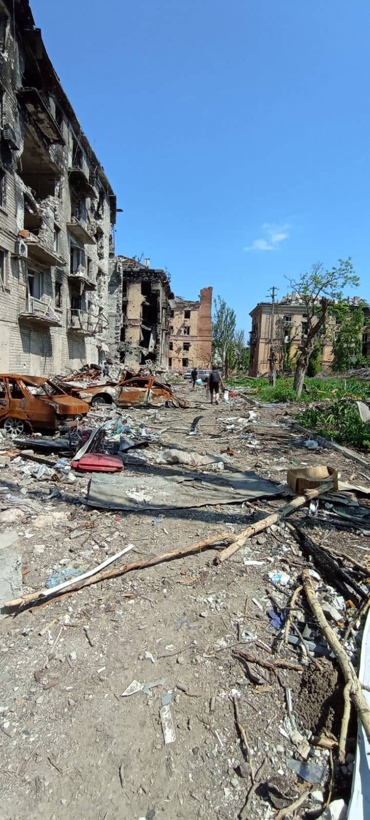 Ištrūkusi iš Mariupolio: daug žmonių ten sudegė gyvi (išskirtinis pasakojimas)