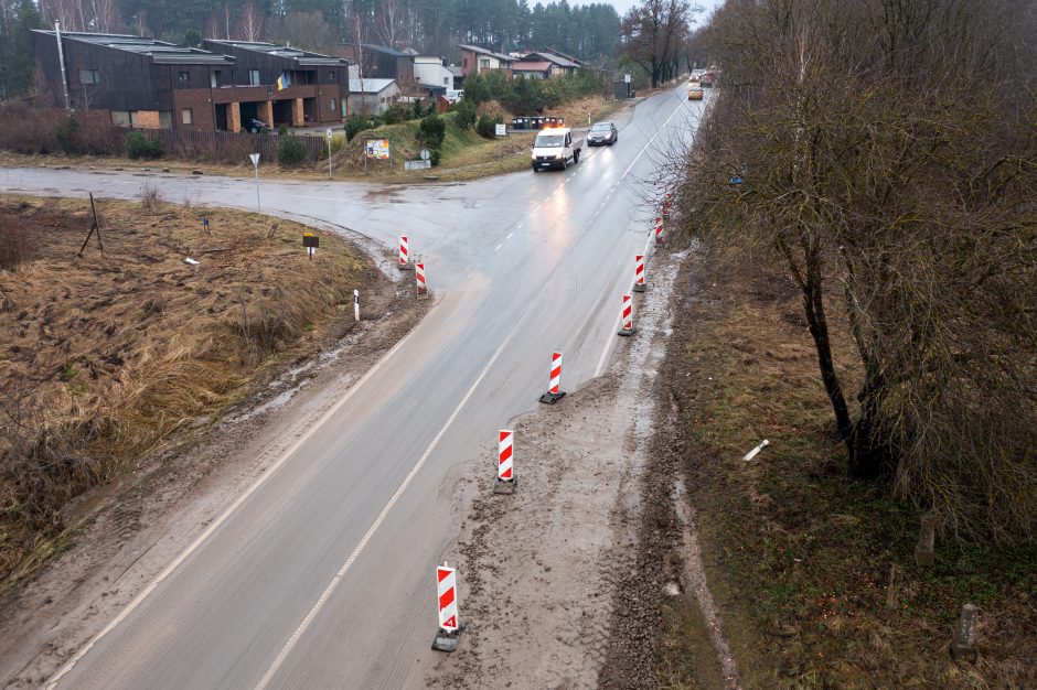 Dėl vandentiekio avarijos uždaryta Lentvario g. atkarpa