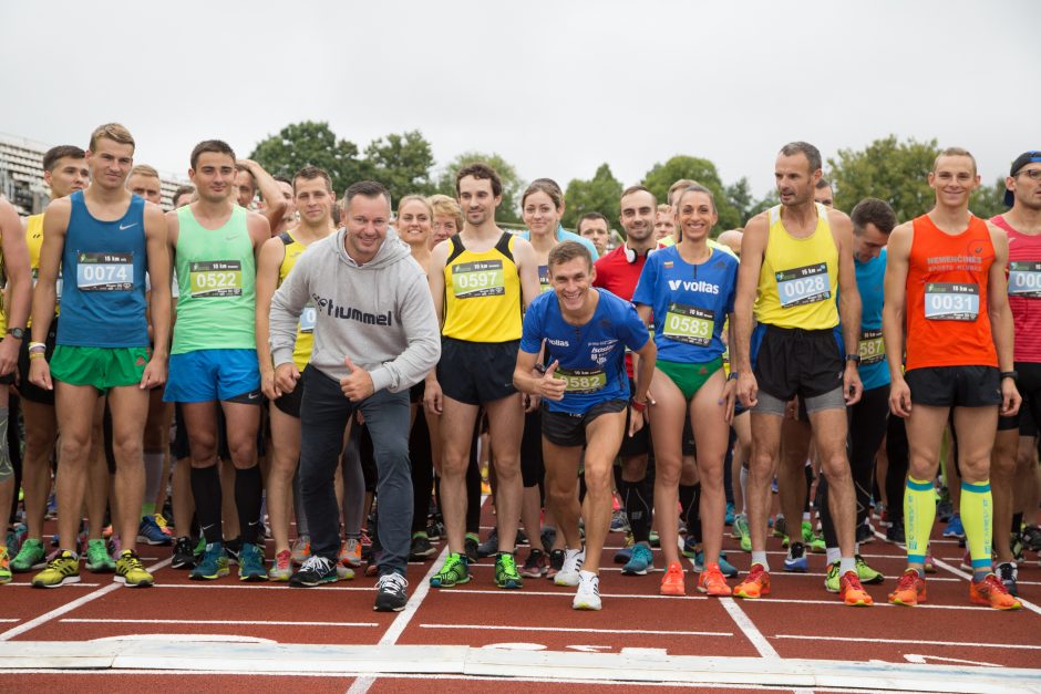 Naujametinio bėgimo organizatoriai: Kaunas ne tik tvarkosi, bet ir sportuoja
