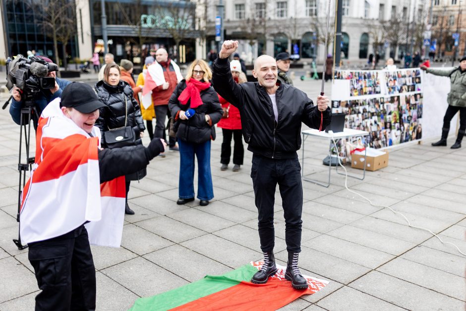 Lietuvoje gyvenančių baltarusių protesto akcija „Lukašenką – į smulkintuvą“