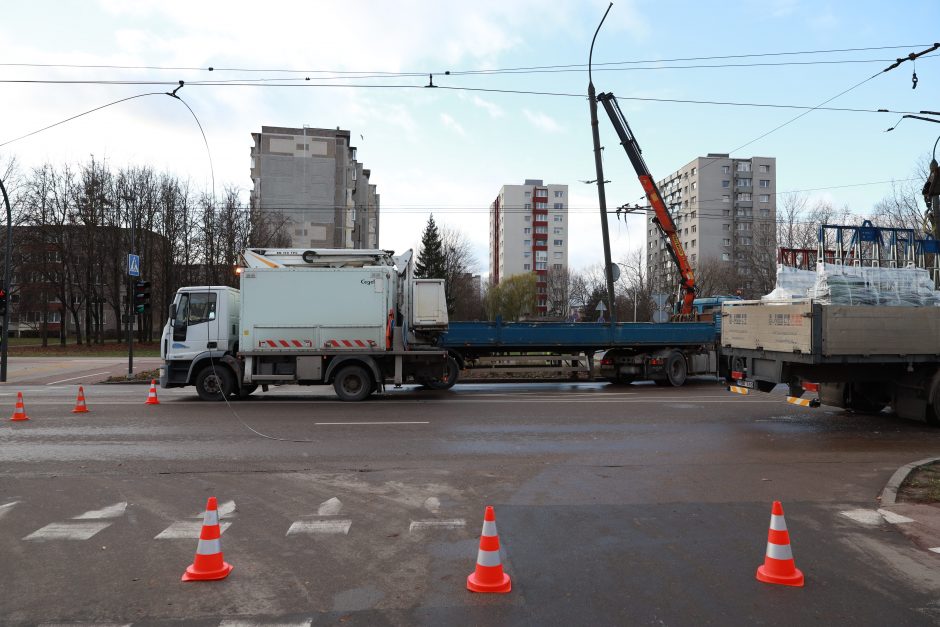 Neeilinė situacija S. Žukausko gatvėje: teko stabdyti eismą