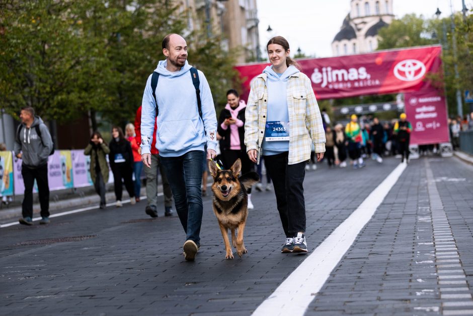 22 tūkst. Vilniuje pritraukusiame „Ėjime“ – netikėti susitikimai