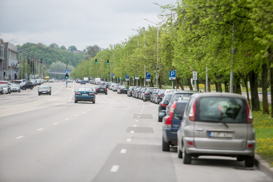Dėmesio: parkavimo zonose Kaune – papildomi sprendimai, supaprastinta atsiskaitymo sistema