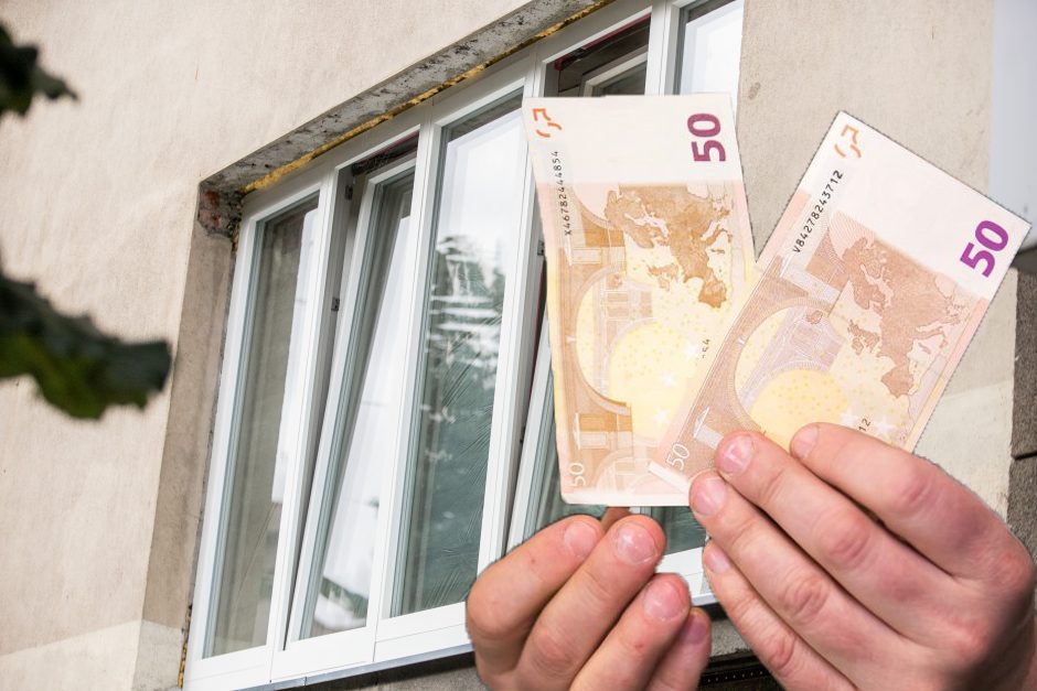 Kauno įmonė iš Lenkijos įtariama neoficialiai nusipirkusi 1,3 tūkst. langų ir durų