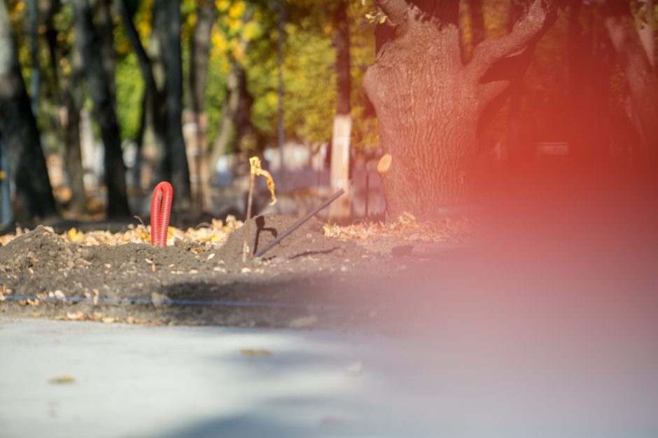 Kauną jau pasiekė granito danga – atnaujinta Miesto sodelio rekonstrukcija