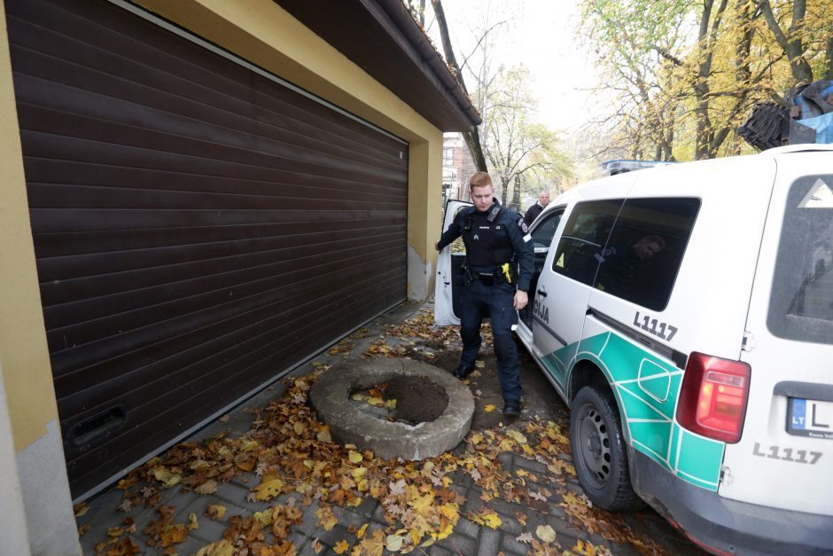 Vilniuje, garažuose, vyras sumušė penkis paauglius