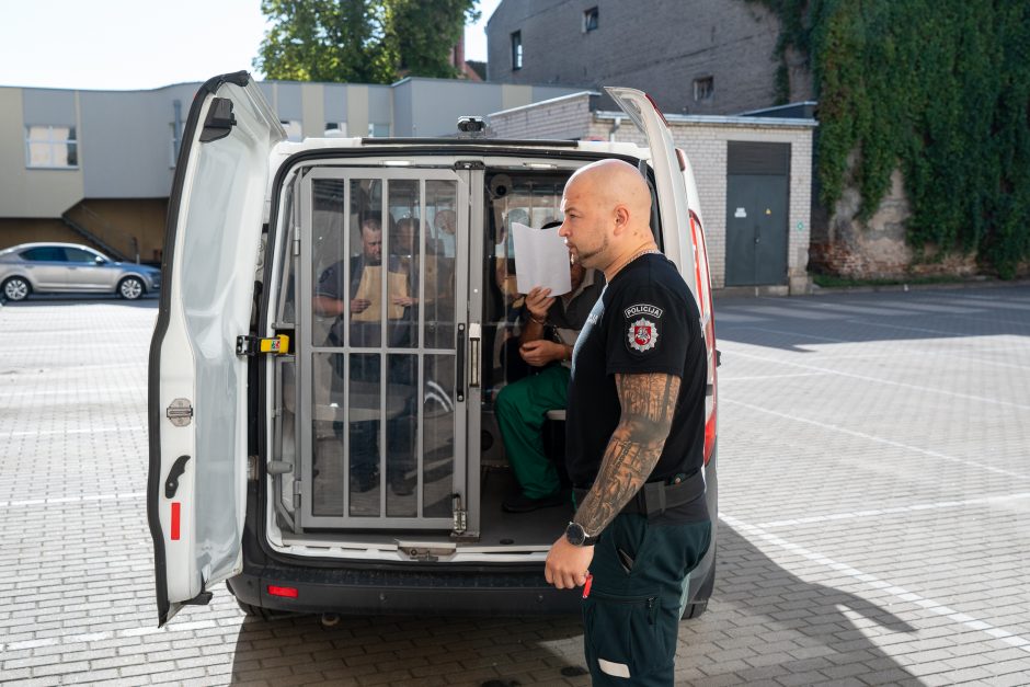 Sukrečiantis nusikaltimas pakaunėje: paaiškėjo, kad 17-metės prievartautojas jau teistas už tą patį