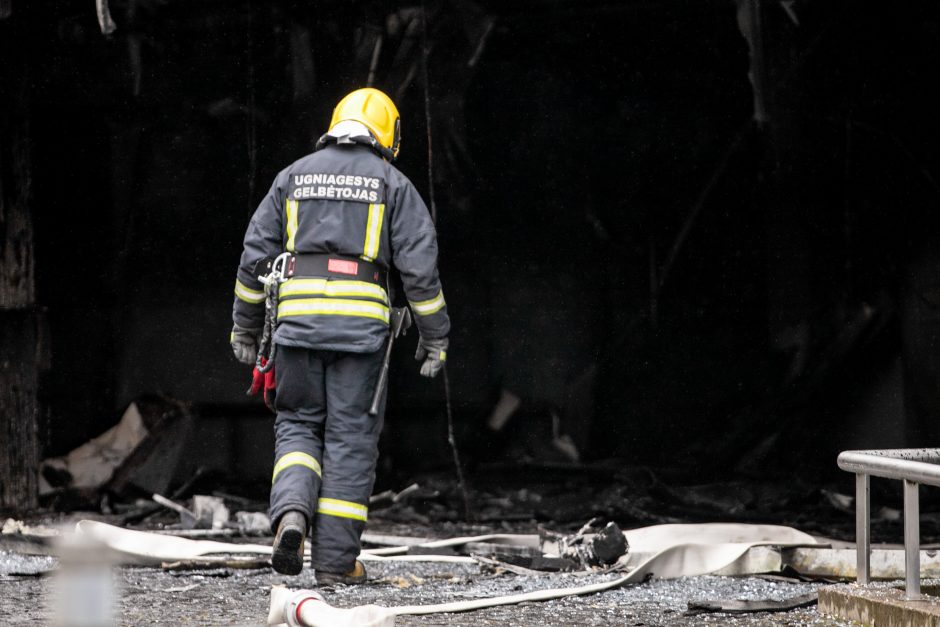 Neeilinis gaisras pačiame Kauno centre: ką užfiksavo vaizdo kameros