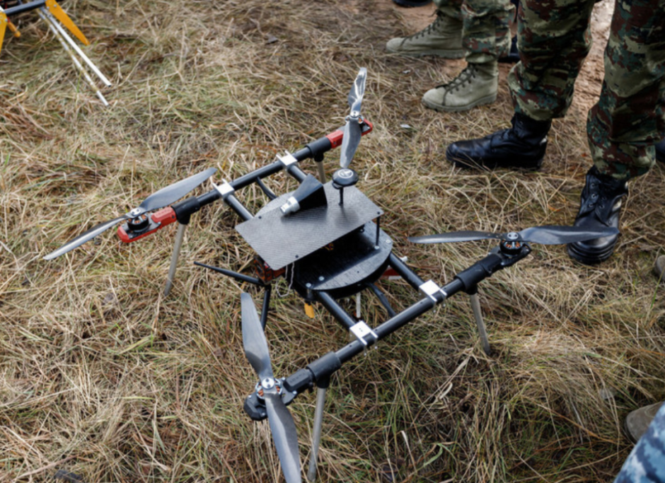 Gubernatorius: dronai apgadino pastatą Rusijos Pskovo regione