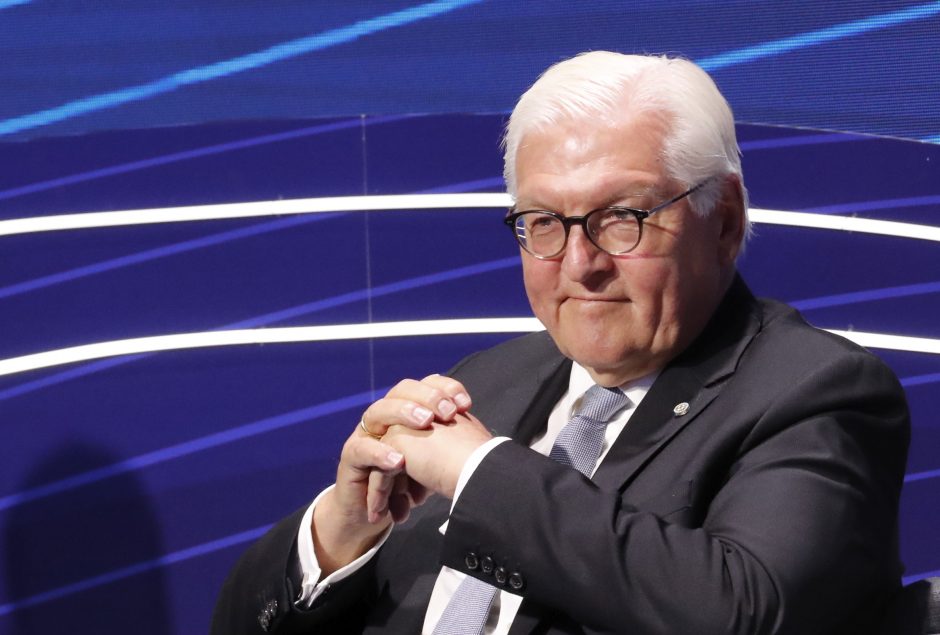 Vokietijos prezidentas: kada Ukraina sės prie derybų stalo su Rusija, nuspręs ji pati