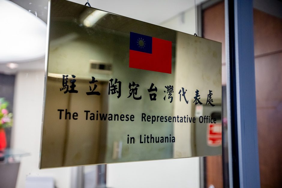 „Reuters“: Lietuva siūlo keisti Taivano atstovybės pavadinimą kinų kalba