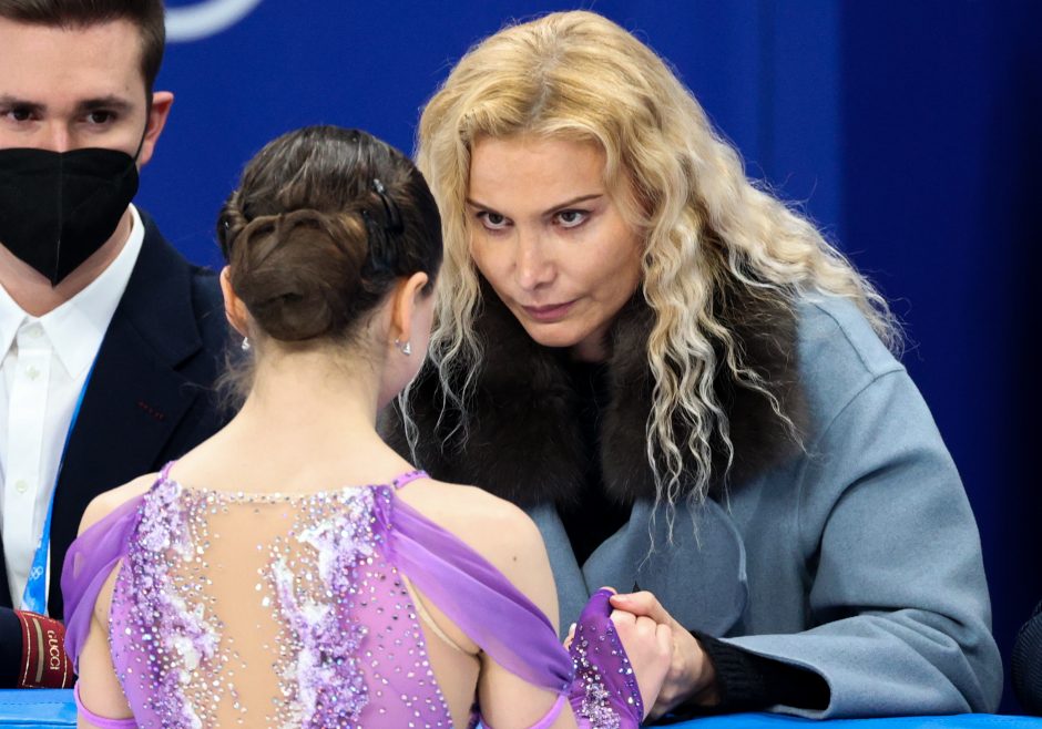 K. Valijeva su ašaromis akyse vėl pasirodė ant olimpinių žaidynių ledo