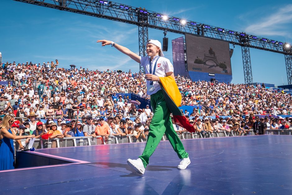 Olimpinių žaidynių uždarymo ceremonijoje Lietuvos vėliavą neš D. Banevič