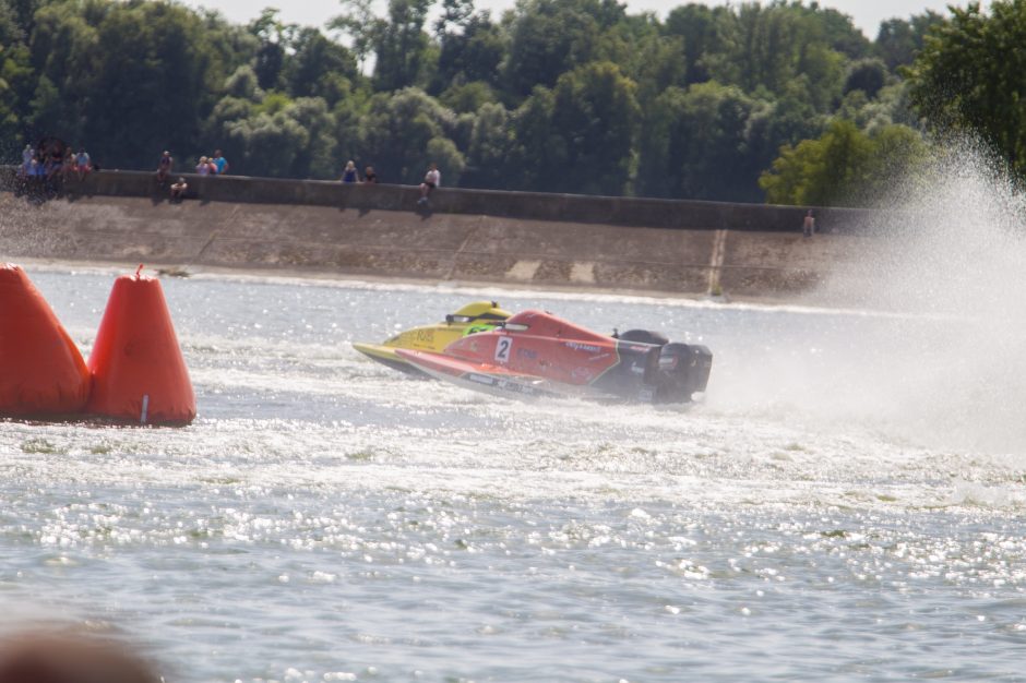 F2 vandens formulių lenktynės: kas laimėjo pirmą etapą?