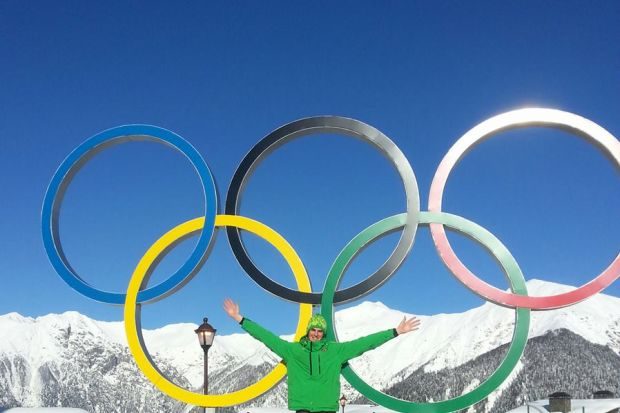 Slidininkas V. Strolia 30 km olimpiados skiatlono rungtyje finišavo priešpaskutinis