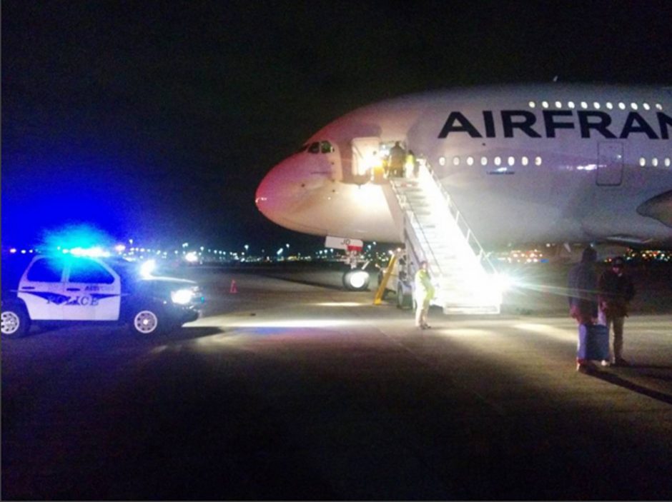 Dėl pavojaus buvo nutupdyti du „Air France“ lėktuvai