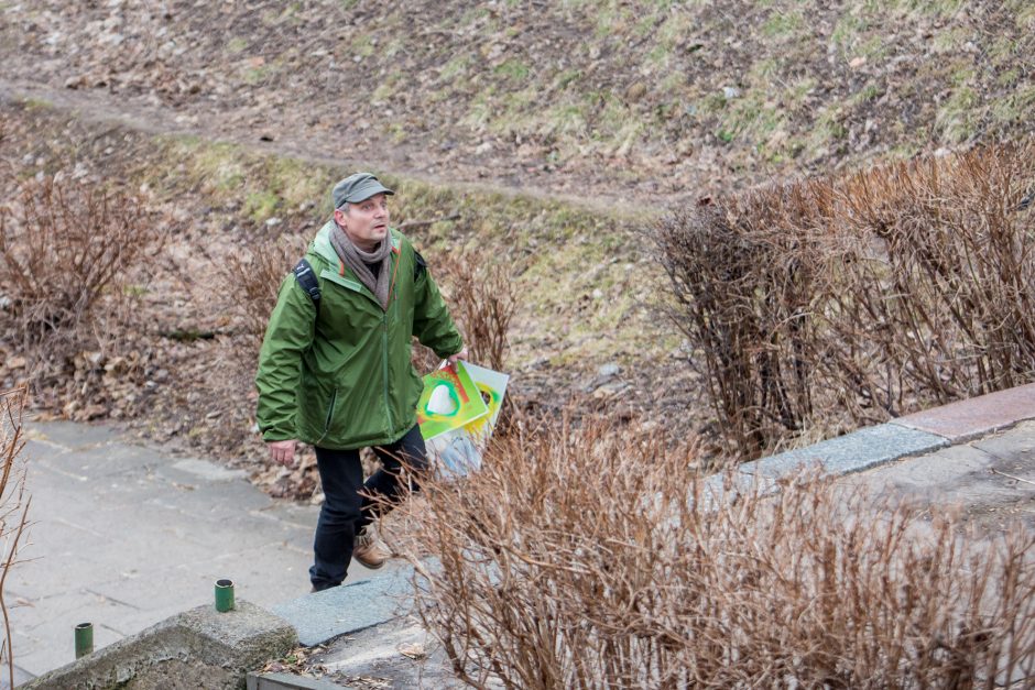 Protestuotojai nori gelbėti Kauko laiptų medžius