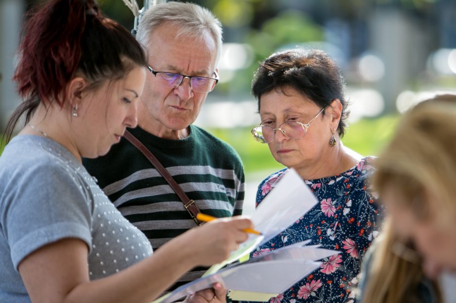 Vienybės aikštėje paminėtos 32-osios Baltijos kelio metinės