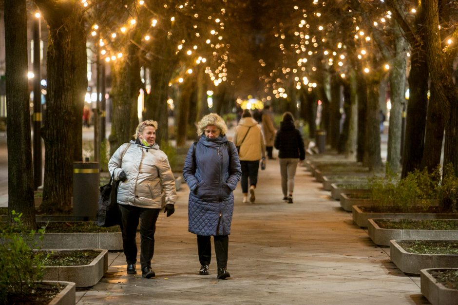 Romantiški pasivaikščiojimai Laisvės alėjoje