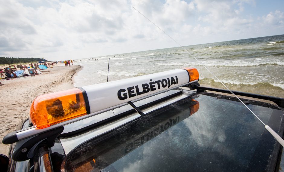 Pavojingos maudynės: Baltijos jūroje savaitgalį skendo paaugliai