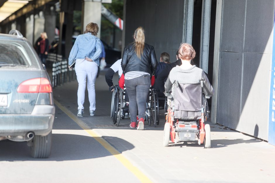 Užimtumo tarnyba: keičiasi nuostatos dėl neįgaliųjų darbo