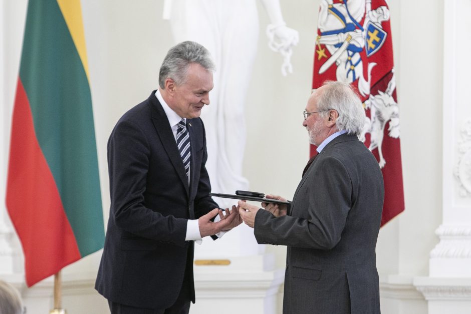 Prezidentūroje apdovanoti nacionalinės premijos laureatai