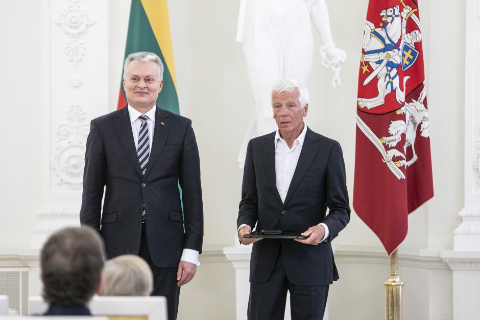 Prezidentūroje apdovanoti nacionalinės premijos laureatai