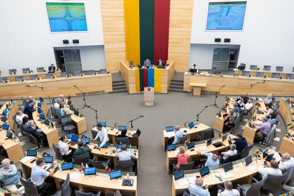 Seimas į neeilinę sesiją planuoja rinktis rugpjūčio 13 dieną