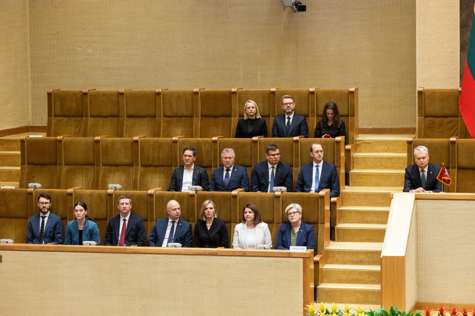 Seime – opozicijos protestas: per R. Žemaitaičio priesaiką paliko salę