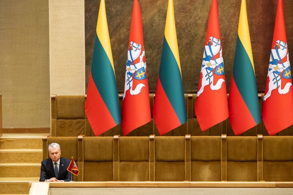 Seime – opozicijos protestas: per R. Žemaitaičio priesaiką paliko salę